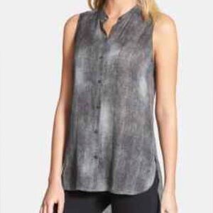 Sleeveless Gray Top